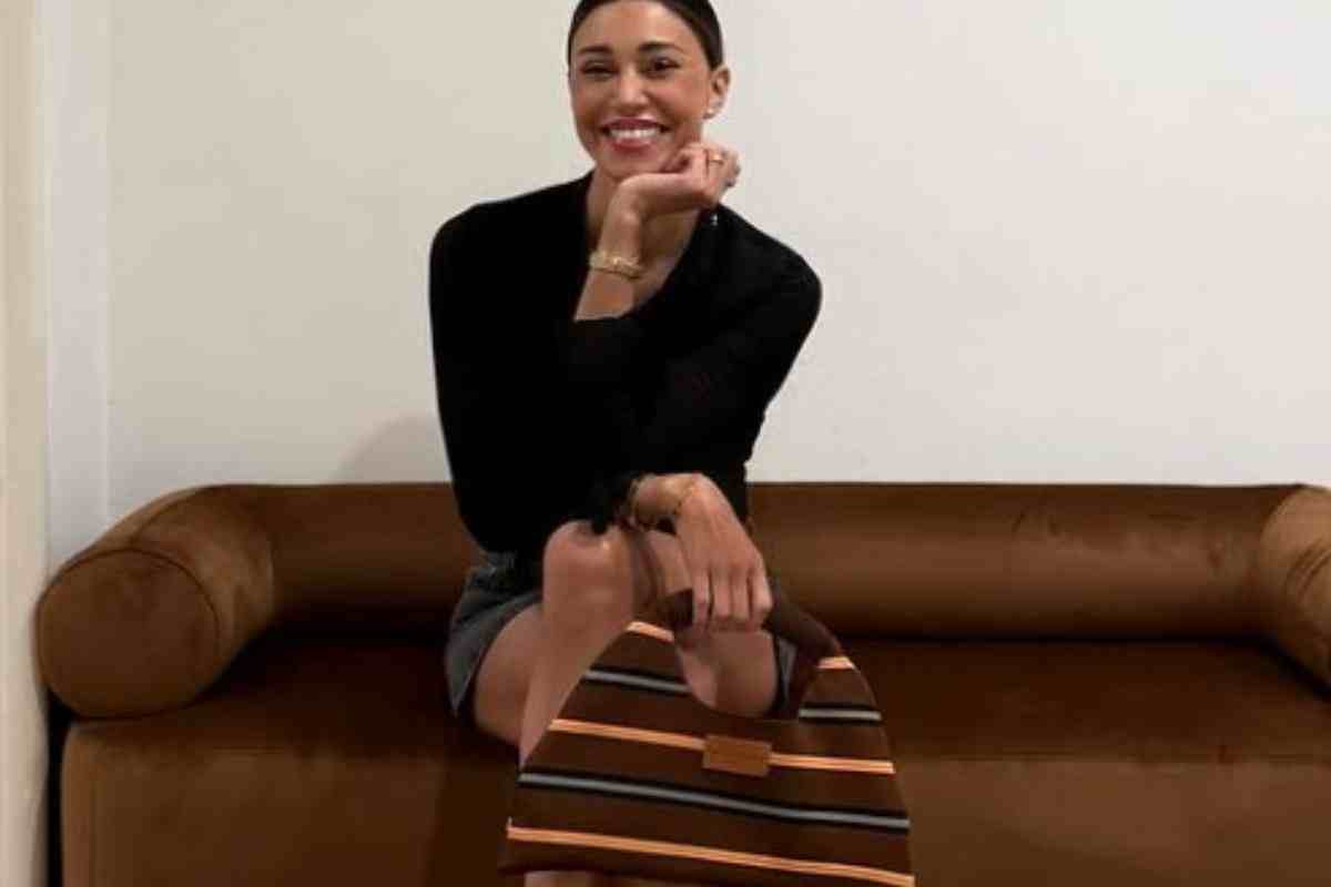 un frame video di belen